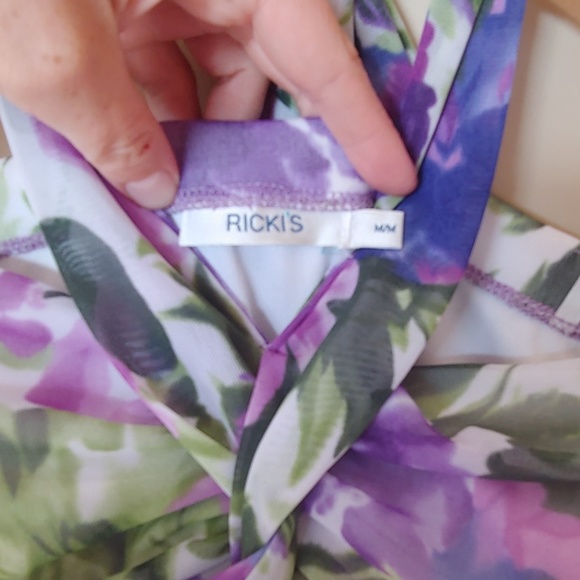 ⛱3/$20 Ricki's Floral Halter Dress - Picture 4 of 4